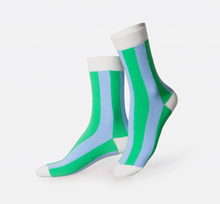 Cargar imagen en el visor de la galería, Calcetines Soda
